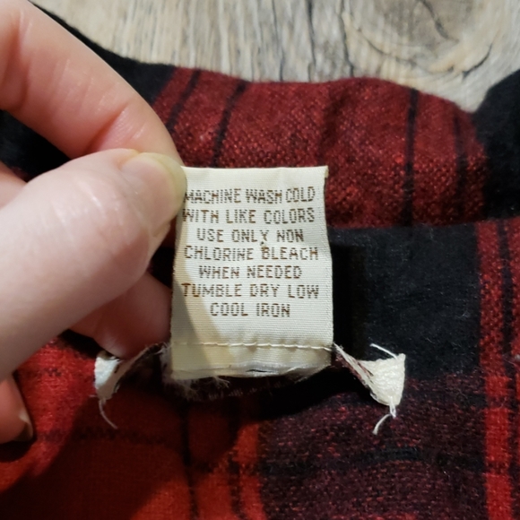 Red plaid tartan vintage wool blazer/jacket - Picture 8 of 8